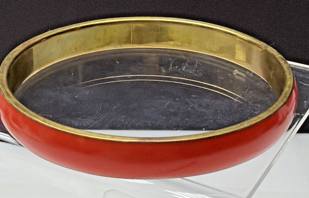 Vintage Gold Tone Metal Brass Bangle Bracelet Orange Red Celluloid Lucite